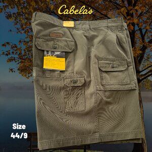 Cabela's 9" Legendary Men's 7-Pocket Hiker Khaki Green 100% Cotton Shorts 44/9